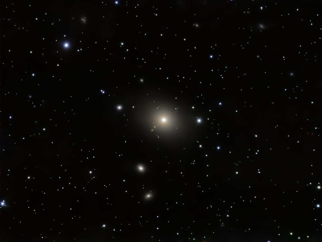 Messier 87 // Virgo